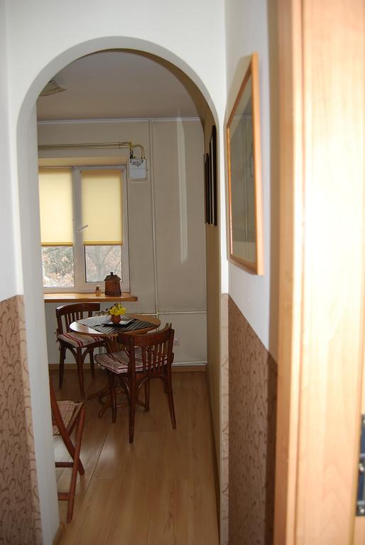 Apartment Stepana Bandery Street روفنو المظهر الخارجي الصورة